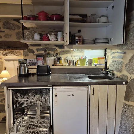 De Rigoulac Le Four Tatil Evi