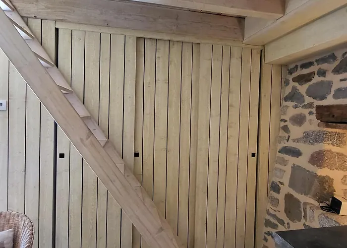 Hébergement de vacances De Rigoulac Le Four Bouyssounouse